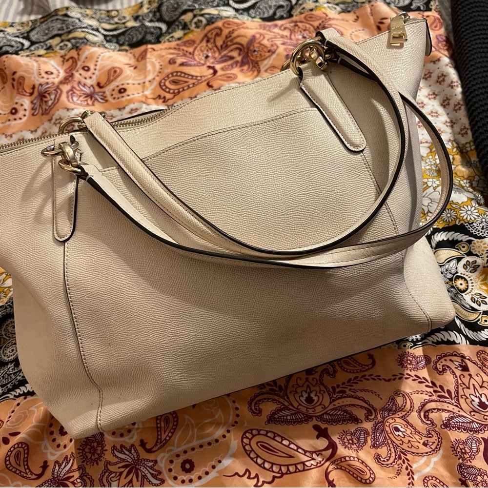 Coach Ava Beige/Shimmer Leather Vintage Tote Bag - Picture 5 of 16